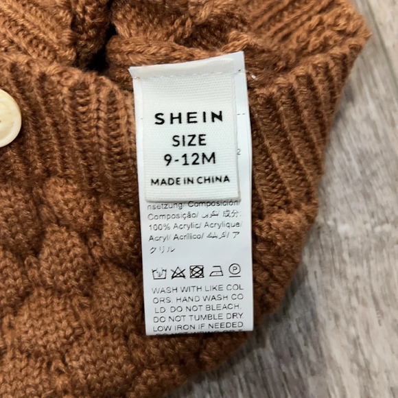 Knitted Ruffle Romper - Picture 9 of 9